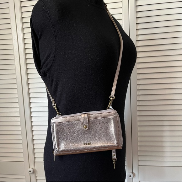 The Sak Redwood 3 In 1 Crossbody Wallet Wristlet in Pyrite Metallic Leather - Picture 2 of 13